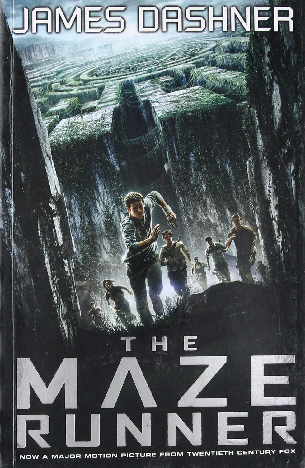 THE MAZE RUNNER MOVIE TIE IN EDITION - James Dashner